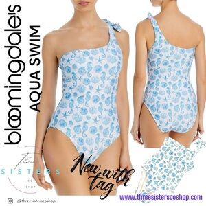 Aqua Swim Sea Life Coral Seahorse Sea shell Bloomingdale’s new with tags